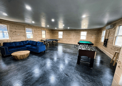 Pool table